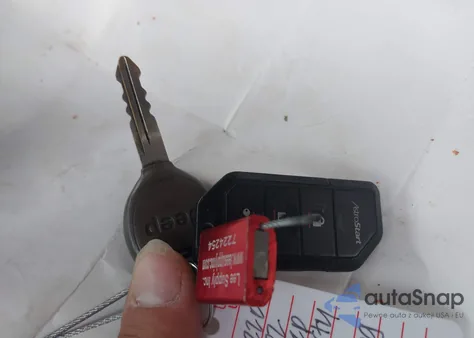 2002 Jeep Liberty Limited Edition из США, поврежденный, VIN 1J4GL58K82W243574